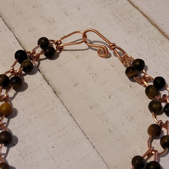 Handmade Copper Horse Shoe Link Tigers Eye Bracelet - Picture 3 of 4